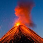 aktif volkan yanardag patlamasi