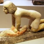 antik mısır hamur yoğuran kadın (2)