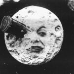 ay'a nükleer bomba atmak