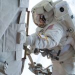 Astronotlar neden uzayda silah taşıyor?