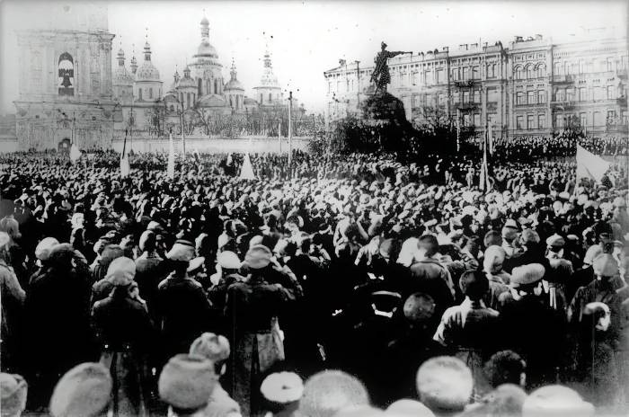 Ukrayna-Rusya çatışmasının köklü tarihi 3 1917 ukrayna ulusalci mitingi