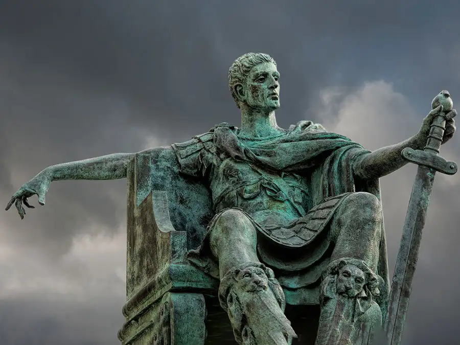 Antik Roma'nın Dini İnancı 5 Büyük Konstantin heykeli York, Birleşik Krallık.