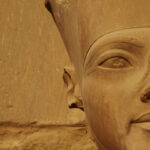 Karnak Tapınağı kompleksi, Luksor, Mısır'da bulunan çok sayıdaki heykelden birinin detayı.