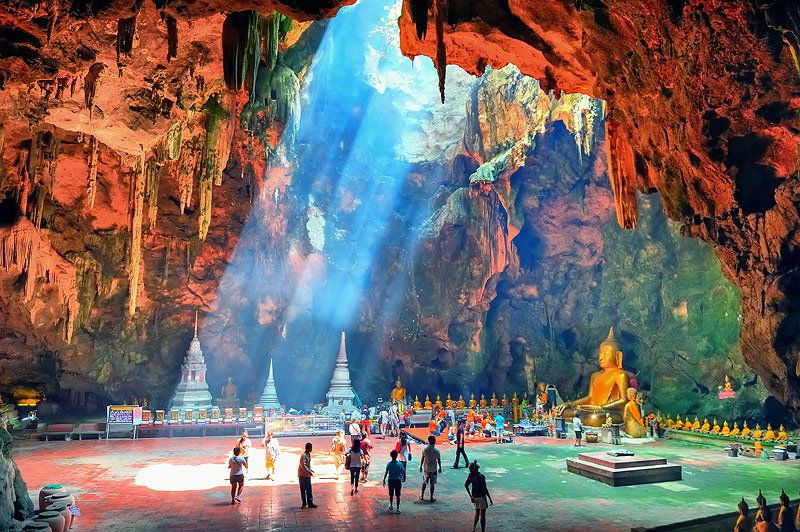 2013 yılında Khao Luang Mağarası