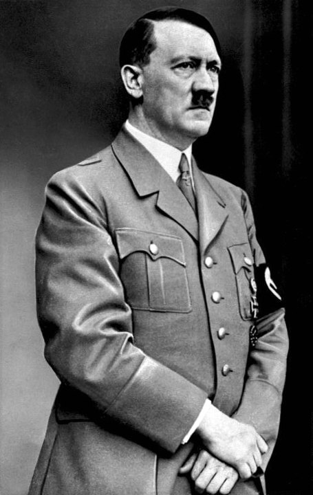 Adolf Hitler'in Sigara Karşıtlığı Kampanyası 5 455px Bundesarchiv Bild 183 S33882 Adolf Hitler retouched