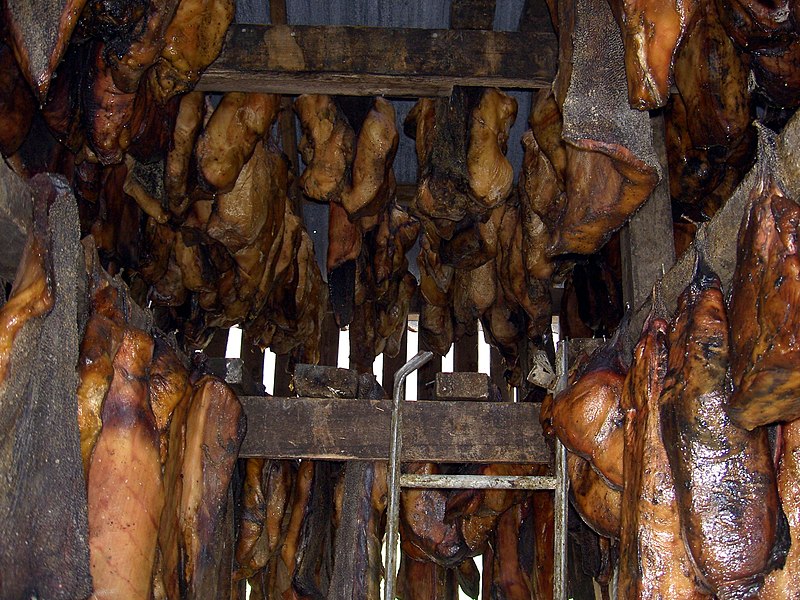 Vikingler Nasıl Beslenirdi? 5 Fermente edilmiş köpekbalığı bugün hala İzlanda'da yeniyor