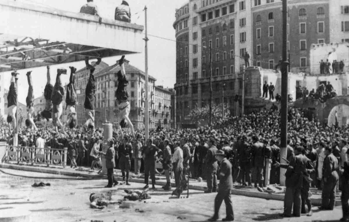 Mussolini İktidardan Nasıl İndirildi ve İdam Edildi?