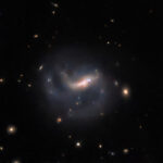 Hubble görüntüsü LEDA 857074