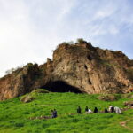 Shanidar mağarası, Neandertallerin ve modern insanların karışmış olabileceği yerlerden biri