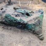 Kelt miğferi başlangıçta bronz bir kapla karıştırılmıştır