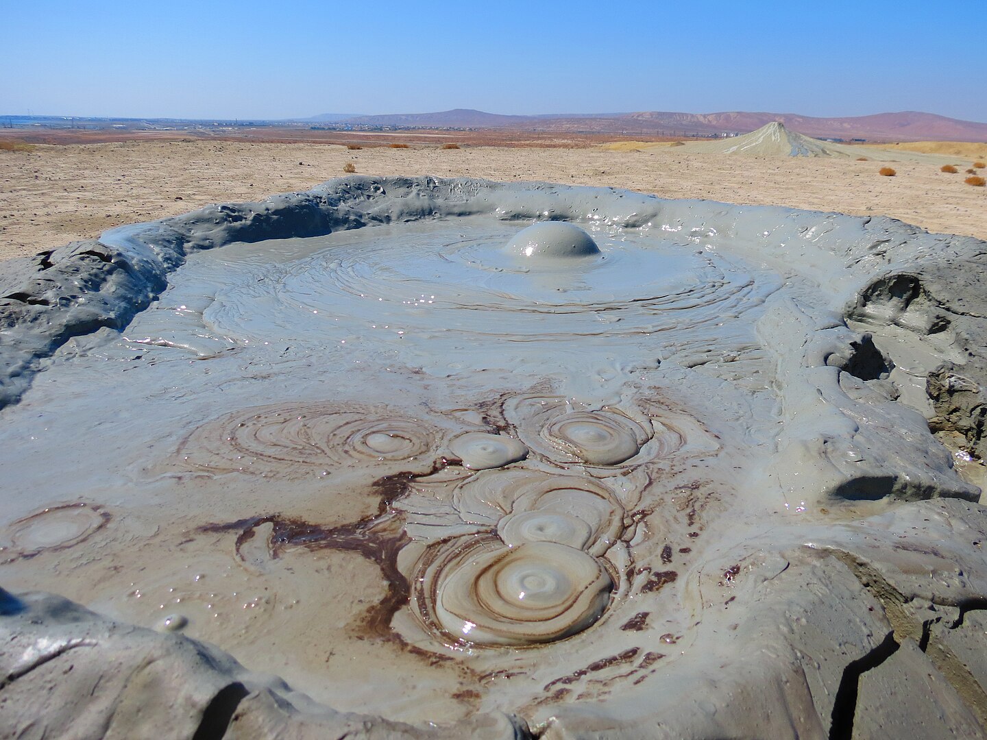 Türkiye'de 2023 Depremlerinin Uzun Mesafeli Etkileri Oldu 1 1440px Bahar Mud Volcano 10. Photo by Uzeyir Mikayilov